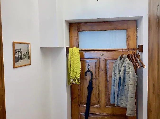 Marszalka 28 アパート イェレニャ・グーラ